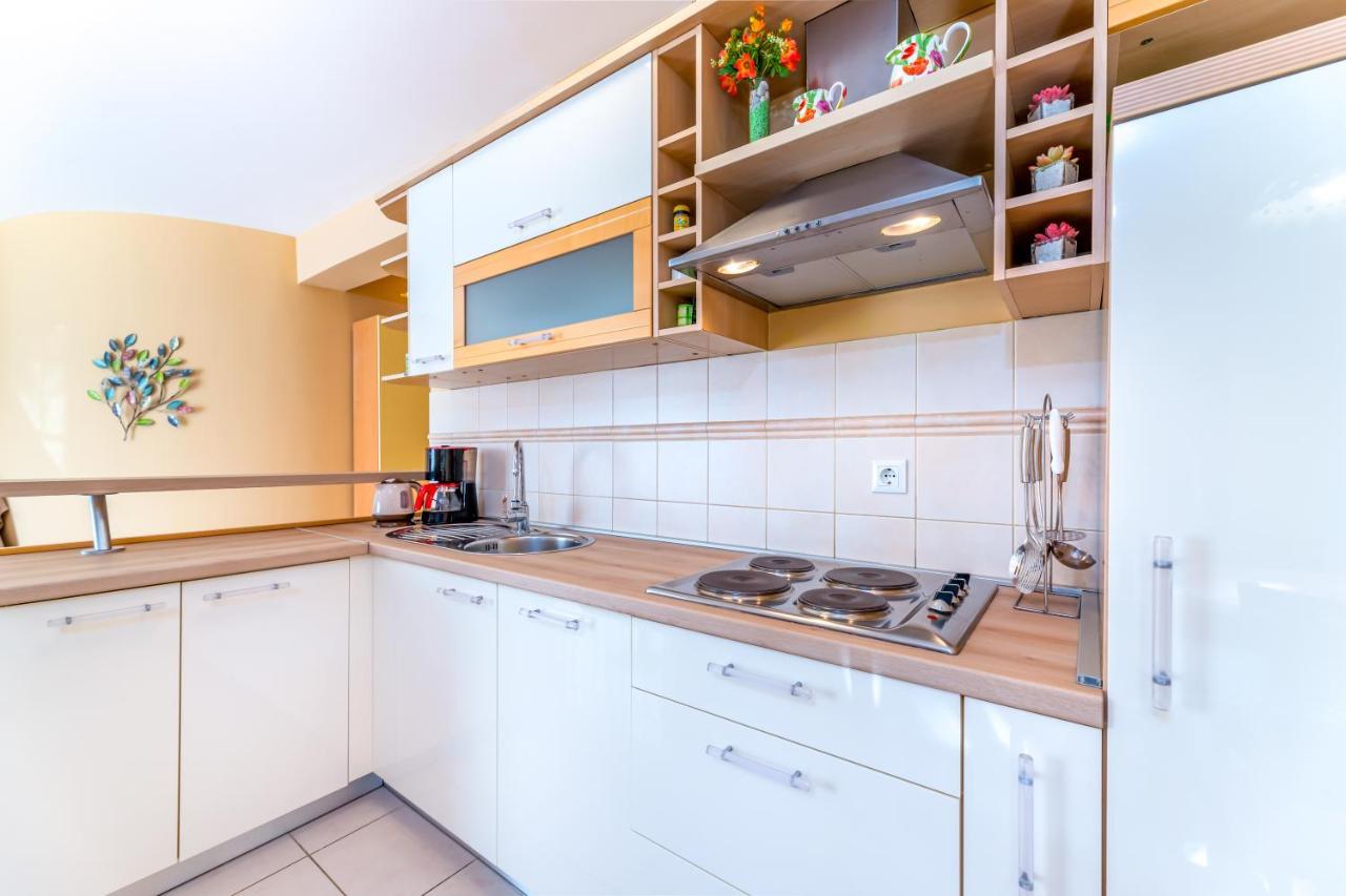 Apartments Lovorka Baška Kültér fotó